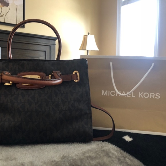 Michael Kors bag - Picture 2 of 5